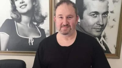 Αγνώριστος ο γιος της Αλίκης Βουγιουκλάκη και του Δημήτρη Παπαμιχαήλ, Γιάννης μετά την απώλεια κιλών