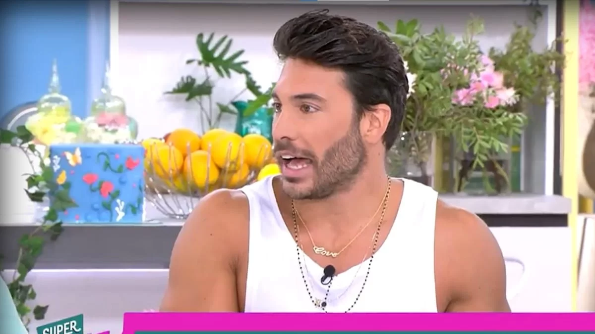 Ξεκαθάρισε την θέση του για το J2US ο Γιώργος Ασημακόπουλος - «Δεν υπάρχει παρεξήγηση με την Μπέσσυ Αργυράκη»