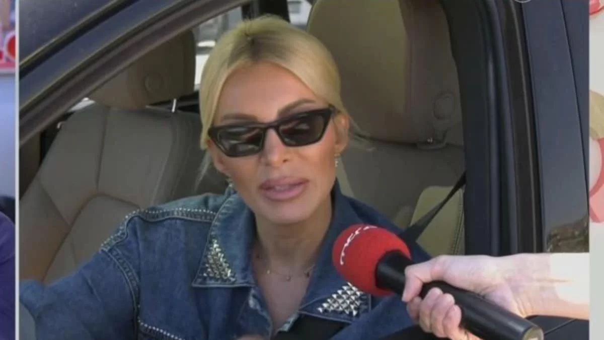 ''Το περιδέραιο ήταν δώρο...'' - Η Καινούργιου απαντά μετά από καιρό για τις φήμες επανασύνδεσης με τον Τσαγκρίδη