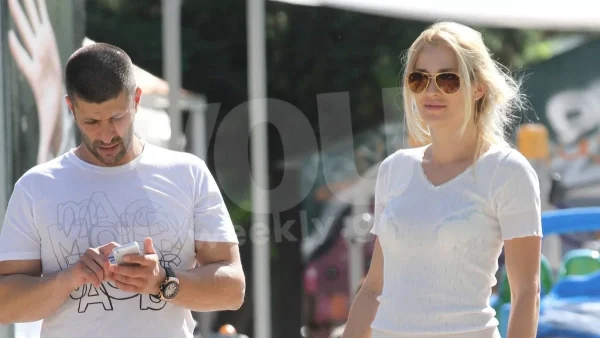 Η Βικτώρια Καρύδα αναβιώνει ξανά την δολοφονία του συζύγου της - Ξεκινά η δίκη του Γιάννη Μακρή