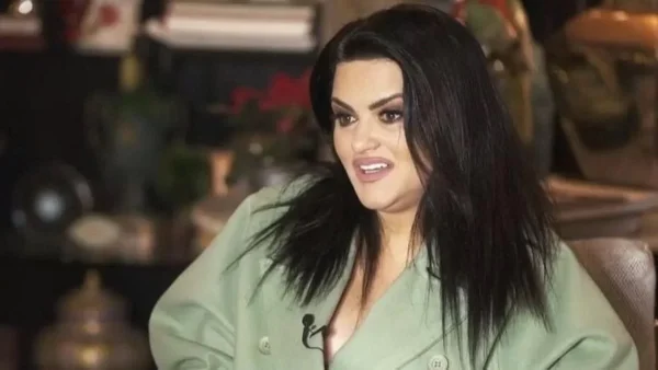 «Βεβηλώσανε τον χώρο, κάνανε πλιάτσικο!» - Καρέ καρέ το βίντεο με την ληστεία στο κατάστημά της Κατσαφάδου