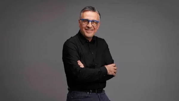 Χωρίς τον Κουβαρά η ΕΡΤ μια μέρα μετά την πρεμιέρα - Εξελίξεις με την υγεία του δημοσιογράφου