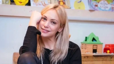 Κορμάρα στα 46 της μετά από μία γέννα - Το πραγματικό σώμα της Λίνας Σακκά