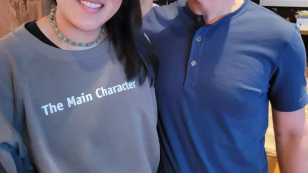 Γνωστό ζευγάρι περιμένει το τρίτο του παιδάκι και το ανακοίνωσε με μια φωτογραφία στο Instagram