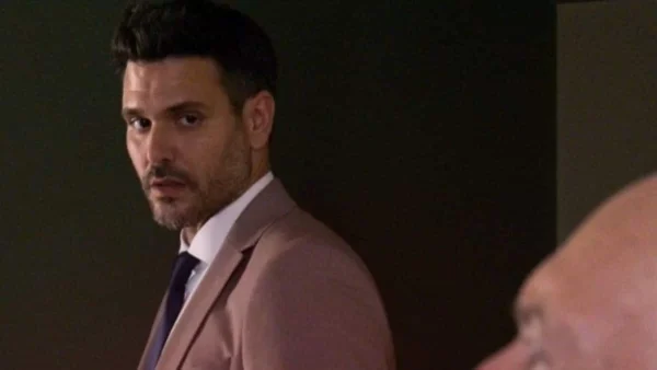 Οι παγιδευμένοι: «Λεβεντογιάννη αγόρι μου είσαι ότι πιο όμορφο υπάρχει» - Το Twitter δηλώνει ερωτευμένο για χάρη του