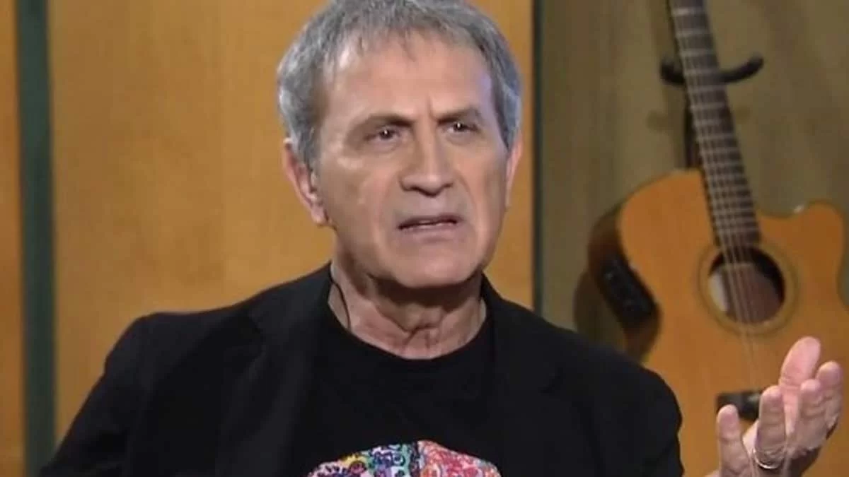 «Θα είναι πάντα κοντά μας...» - Θλιψη για τον Γιώργο Νταλάρα