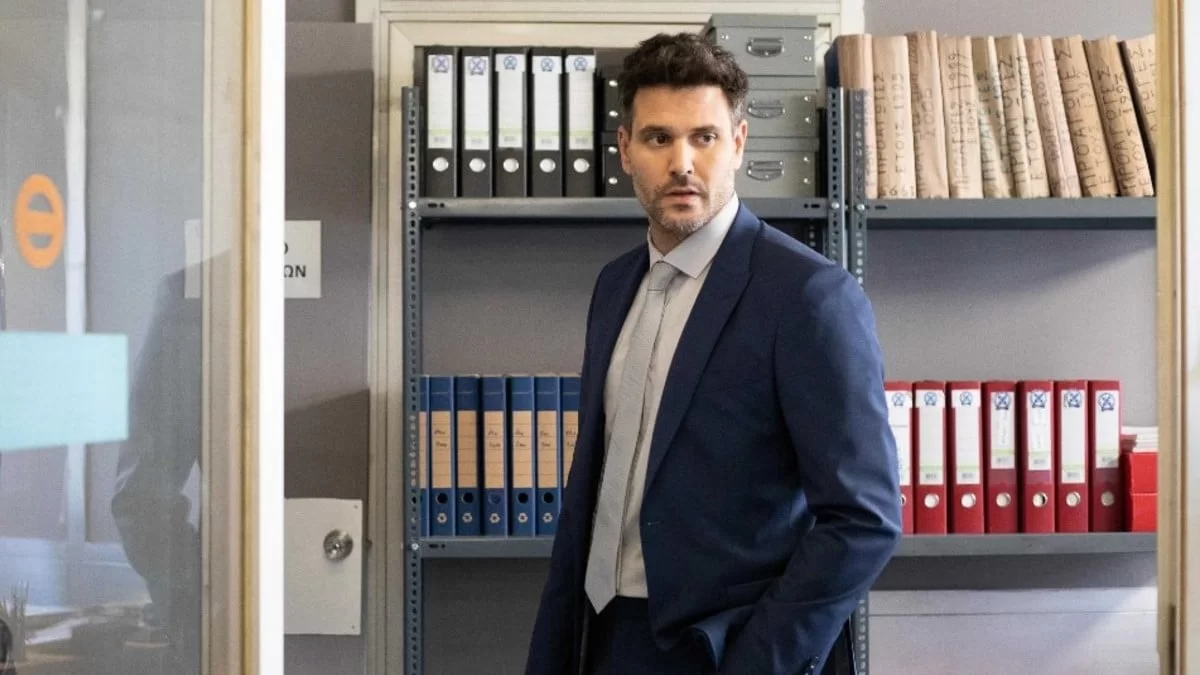 Δεκάδες αντιδράσεις στο Twitter λόγω του Μιχάλη Λεβεντογιάννη στην πρεμιέρα της σειράς "Παγιδευμένοι"