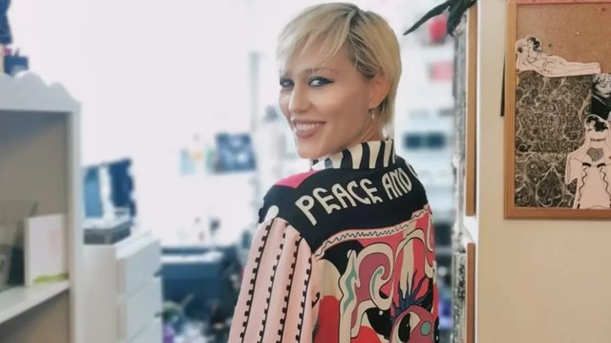 Πάνω από 100 ζευγάρια παπούτσια έχει η Πηνελόπη Αναστασοπούλου (photo) - Μας δείχνει τη ντουλάπα της με ένα συγκλονιστικό φόρεμα