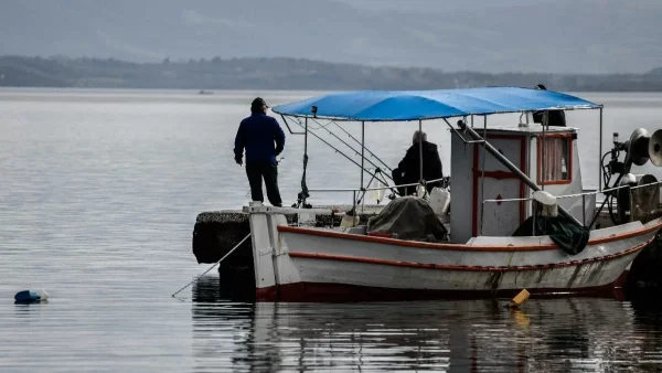 Τραγωδία στη Βοιωτία - Νεκρός 15χρονος στη θάλασσα