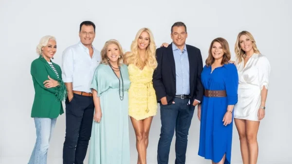 Πώς συμπεριφέρονται στην Δούκισσα οι συνεργάτες της - Όσα γίνονται πίσω από τις κάμερες στο Πρωινό