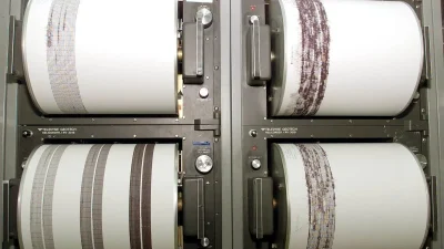 Μεγάλος σεισμός στην Κίνα - Τουλάχιστον επτά νεκροί