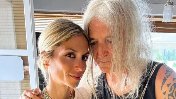 Κοιτούσε την Βίσση και "έλιωνε" - Η ανάρτηση της Σοφίας Καρβέλα για τα γενέθλια του πατέρα της, Νίκου