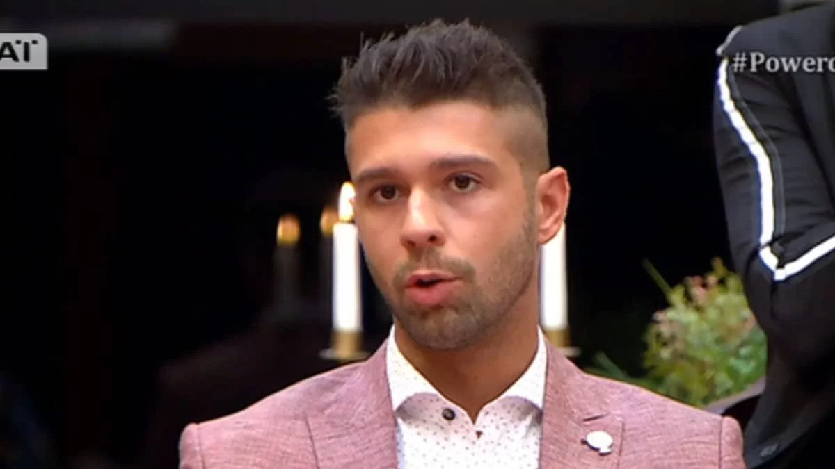 Με πλούσια μούσια και μαλλιά - Αγνώριστος o Σωκράτης Ελ Γκαμαλί 4 χρόνια μετά το Power of love