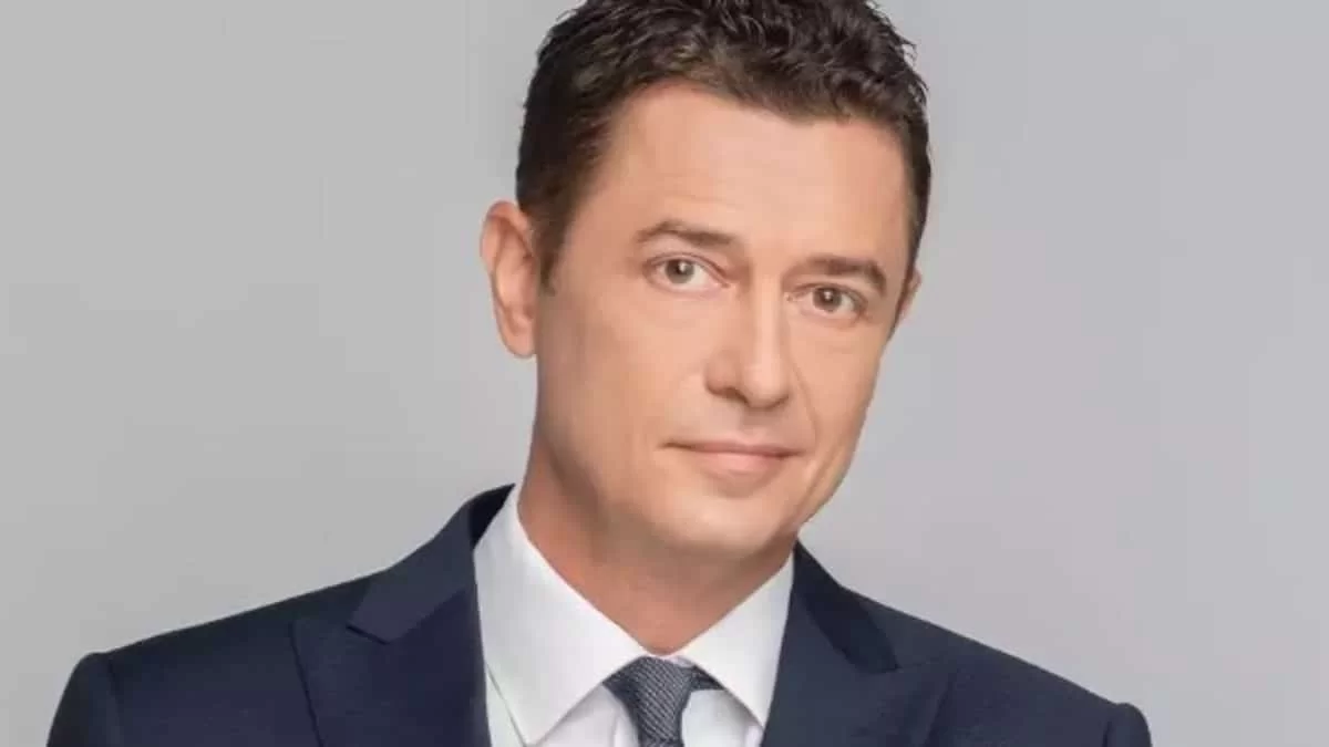 Από τις οικογενειακές διακοπές στην Μύκονο πίσω στην θέση του - Χαρές για τον Αντώνη Σρόιτερ