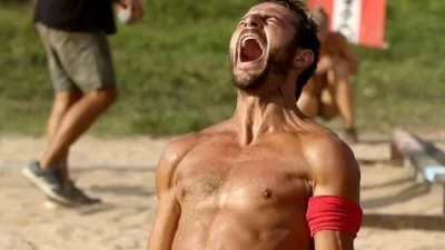 Του έταξε πολλά - Η δελεαστική πρόταση του Ατζούν για να πάρει τον Γιώργο Αγγελόπουλο στο Survivor All Star