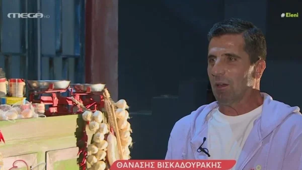 «Βρέθηκα σε ορφανοτροφείο, έτρωγα πολύ ξύλο» - Συγκλονίζει η συνέντευξη του Θανάση Βισκαδουράκη για τα παιδικά του χρόνια