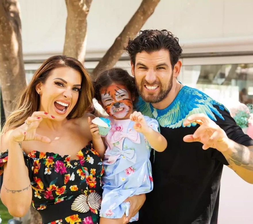 Ελένη Χατζίδου Ετεοκλής Παύλου γενέθλια κόρης