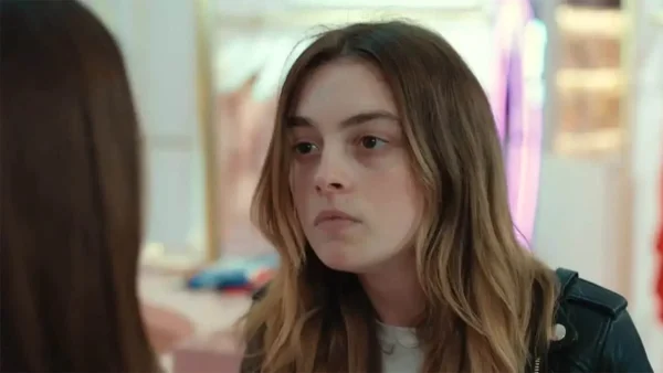 Άπιστος (12/10): Αιματηρό το σημερινό επεισόδιο - Η Ντερίν μαχαιρώνει τον...