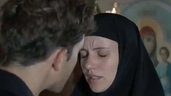 «Φέρτε έναν εξορκιστή Ύπαγε οπίσω μου, Σατανά» - Χαμός στο twitter με την σκηνή Πέτρου και Ελισάβετ στο Μαύρο Ρόδο