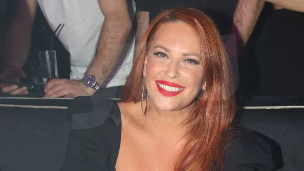 Σίσσυ Χρηστίδου: Στο πλατό του J2US για τα μάτια του Παύλου Σταματόπουλου η γνωστή παρουσιάστρια