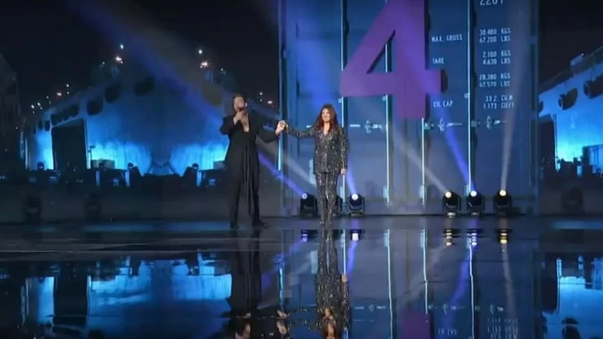 Η Καίτη Γαρμπή είναι η 4η κριτής του J2US - Η εντυπωσιακή έξοδός της από το κοντέινερ