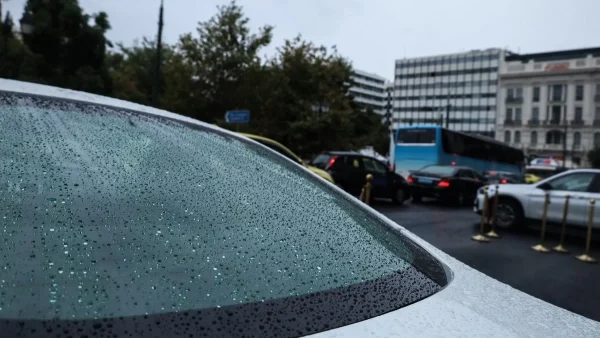 Καιρός: Συνεχίζονται και σήμερα 16/10 οι καταιγίδες - Ποιες περιοχές κινδυνεύουν