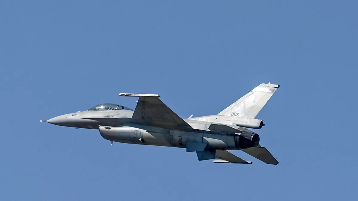 Έπεσε αεροσκάφος στην Αθηνών - Λαμίας: Τι συνέβη;