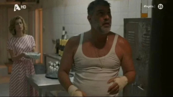 «Αυτή η νύχτα μένει»: Το Twitter "αναστέναξε" με τον Βασίλη Μπισμπίκη και τις δραχμές - «Όλα τα λεφτά»