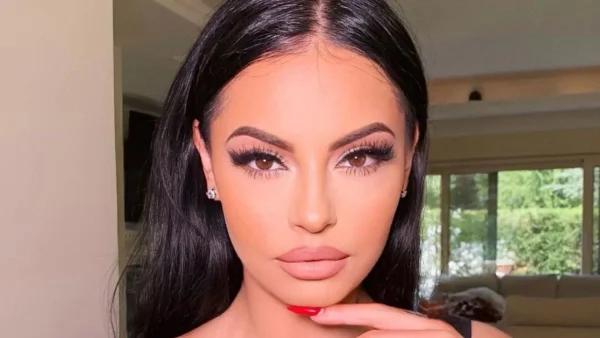 "Χωρίσαμε! Εγώ θέλω μόνο..." - Η Δήμητρα Αλεξανδράκη σπάει πρώτη φορά την σιωπή της για τον (πλέον) πρώην σύζυγό της