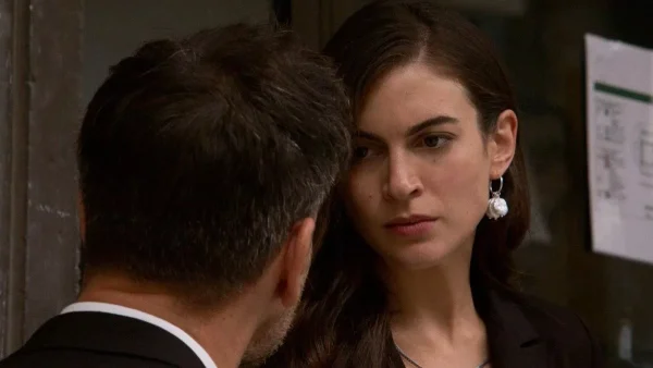 Παγιδευμένοι (17/10): Σοκ - Τροχαίο ατύχημα για Άννα και Δημήτρη!