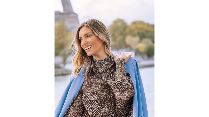 Αθηνά Οικονομάκου