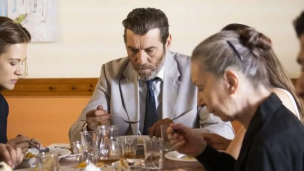 Αυτή η νύχτα μένει (18/10): O Χρήστος κάνει τα πάντα για να  για να μπει λουκέτο στο μαγαζί του Στρατή