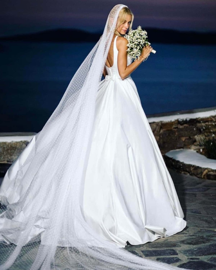 Ο γάμος της Δούκισσας Νομικού με νυφικό Celia Kritharioti