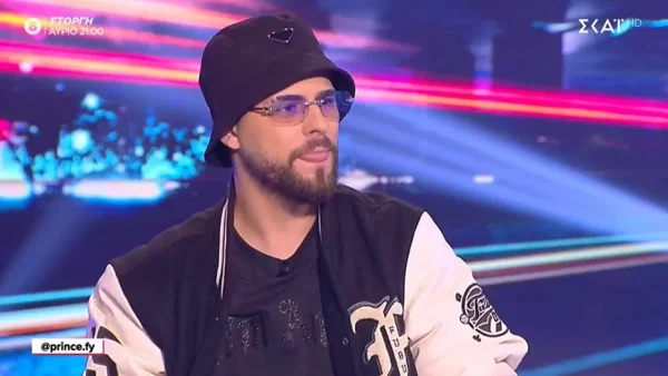 «Μας πληρώνει η σόουμπιζ, οπότε πρέπει να δείχνω την...» -  Άκρως αποκαλυπτικός ο FY