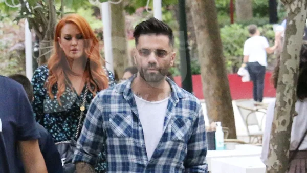 Σίσσυ Χρηστίδου - Θοδωρής Μαραντίνης: Αγέλαστοι στην τελευταία κοινή έξοδος με τα παιδιά τους