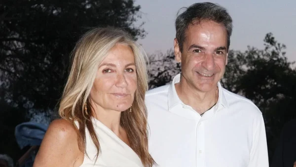 Εκτάκτως στο Λονδίνο ο Κυριάκος Μητσοτάκης - Δύσκολες στιγμές για την Μαρέβα Γκραμπόφσκι