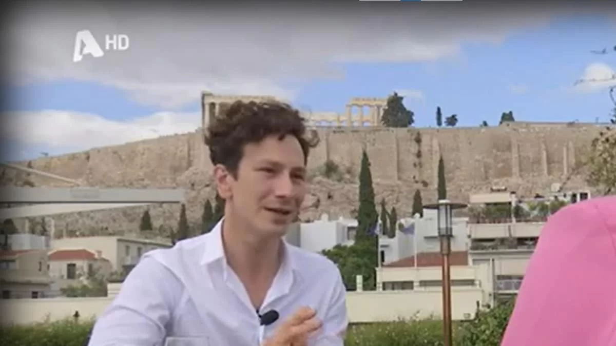 «Με τον ερχομό της, έχει αλλάξει...» - Φανερά συγκινημένος ο Μιχάλης Σαράντης για την γέννηση της κόρης του