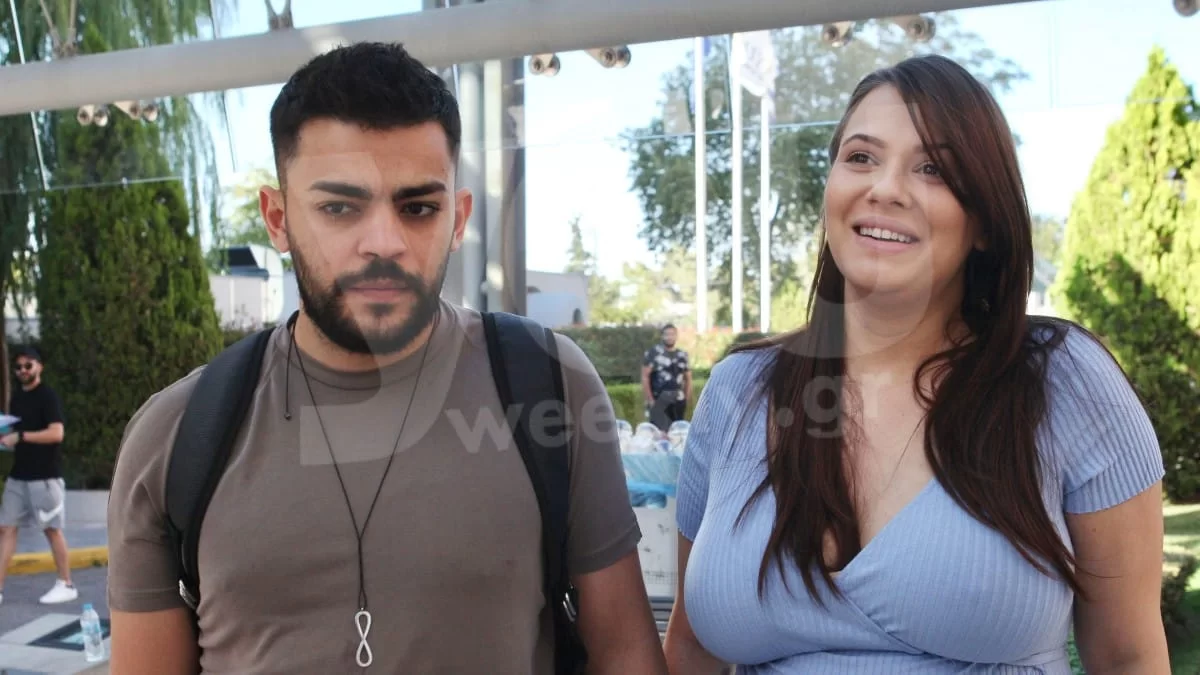 Λάουρα Νάργες - Χρήστος Σαντικάι: Καρέ - καρέ η έξοδός τους από το μαιευτήριο! Έλαμπαν και οι δυο από ευτυχία δίπλα στο μωρό τους