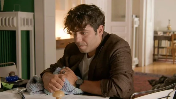 Παγιδευμένοι: Spoiler "φωτιά" - Ο Άγγελος κατηγορεί τον πατέρα του για το φόνο της Μυρτώς