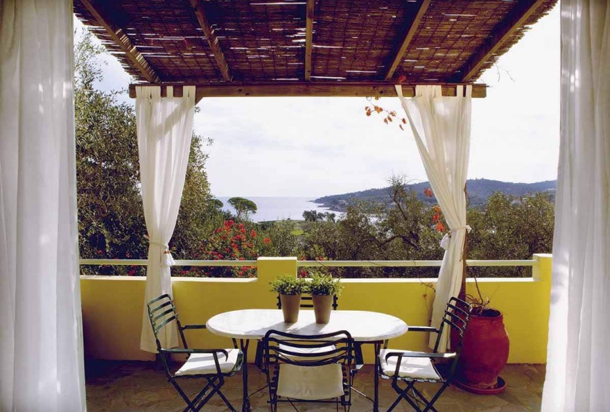 Παπακαλιάτης mega