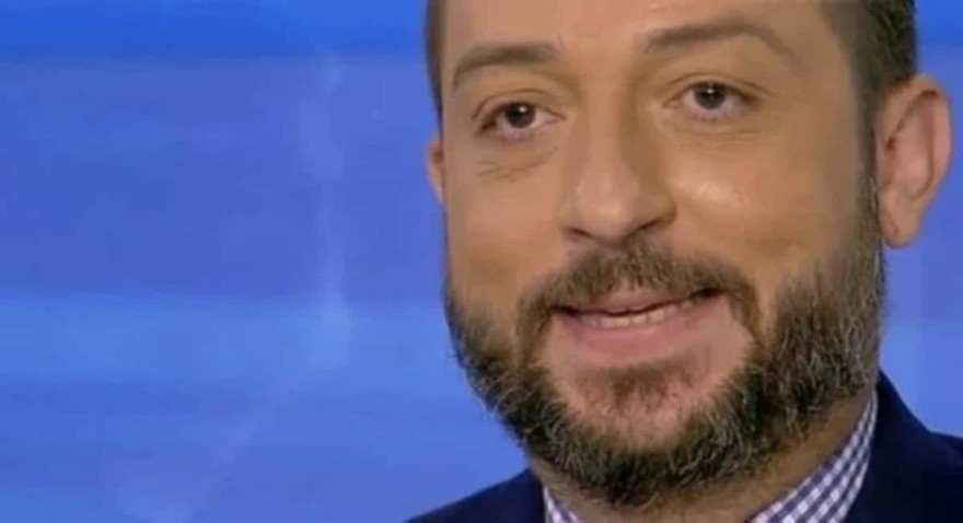 Γιώργος Παπακωνσταντίνου ΣΚΑΙ παραίτηση