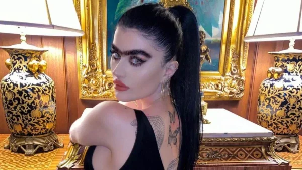 GNTM 5: «Δεν κοροϊδεύω τη Μαίρη Βυτινάρος» - Η Σοφία Χατζηπαντελή "ξαναχτυπά" με νέα δημοσίευση