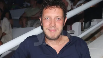 «Είμαι αγανακτισμένος! Δεν ξέρω που εξυπηρετεί όλο αυτό» - Χαμός με τον σύζυγο της Ελεωνόρας Ζουγανέλη, Σπύρο Δημητρίου