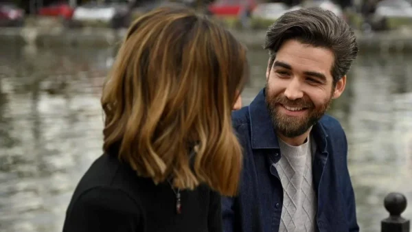 Σασμός: Σκηνές θρήνου - Ο Σταύρος ξεψυχάει στα χέρια του Αστέρη και της Αργυρώς