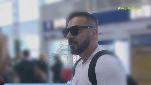 "Να κάνεις εκπομπή αλλά όχι να το παρ@χεζεις" - Έξαλλος ο Τριαντάφυλλος με γνωστό παρουσιαστή