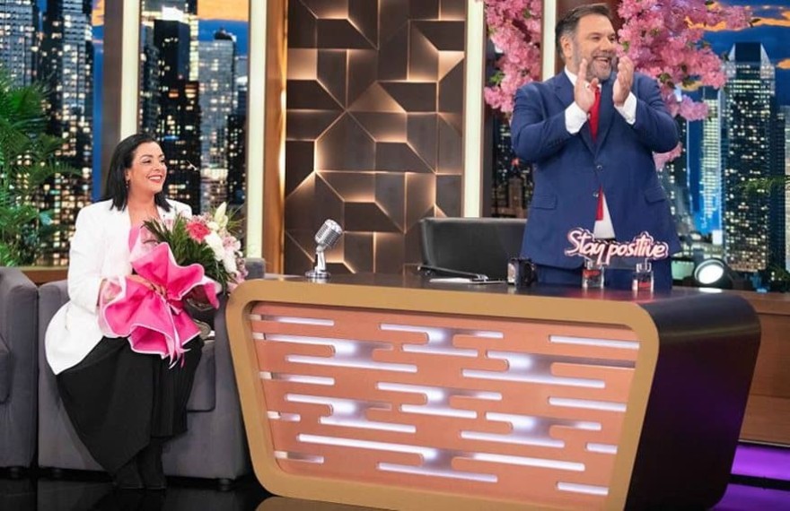 Οι 17/10 καλεσμένοι του Γρηγόρη Αρναούτογλου στο The 2night show