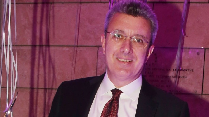 Αλλάζει ο καλεσμένος του Νίκου Χατζηνικολάου λόγω πένθους