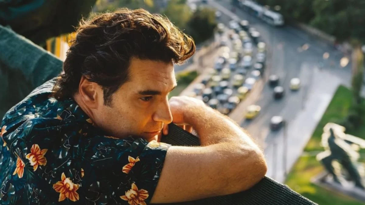 Χουχουλιάρικο με vintage πινελιές - Το εντυπωσιακό σπίτι του Χριστόφορου Παπακαλιάτη στο Ψυχικό