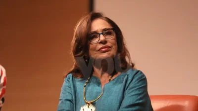 Στα χνάρια της Χαρούλας Αλεξίου και η... - Πασίγνωστη ερμηνεύτρια με πρωταγωνιστικό ρόλο στο κανάλι του ΑΝΤ1