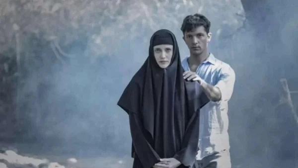 Μαύρο Ρόδο (28/11): Κάνουν παθιασμένο έρωτα στον αχυρώνα αλλά τους πιάνουν στα πράσα